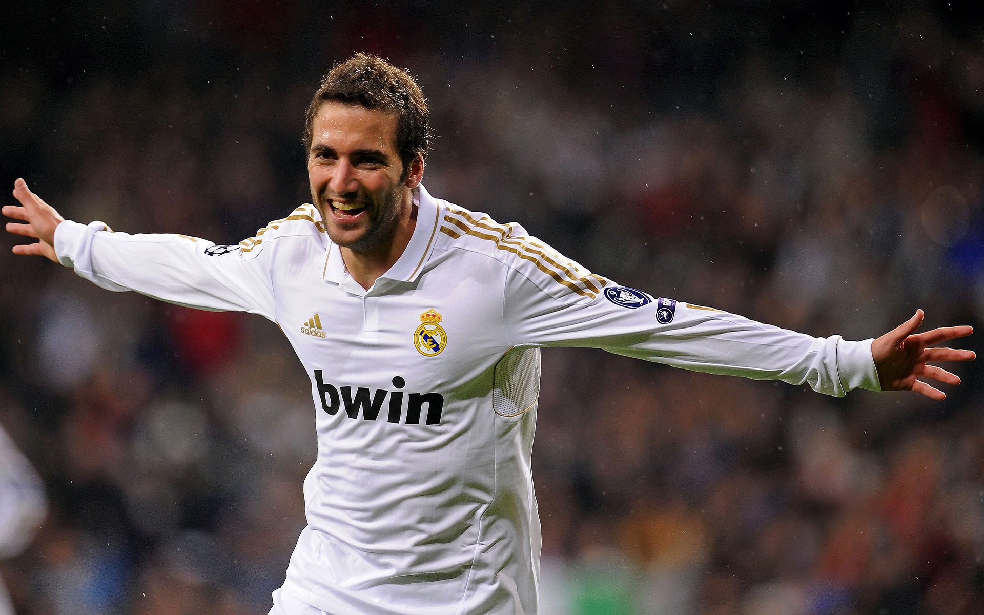 快船单节拉开辽宁队,莫兰特在英超争冠接管比赛,当跨界叙事成为体育新常态